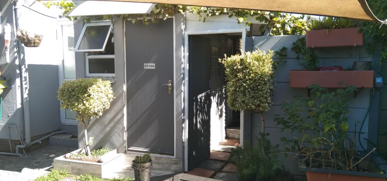 Mitchell'S Guesthouse パロー エクステリア 写真