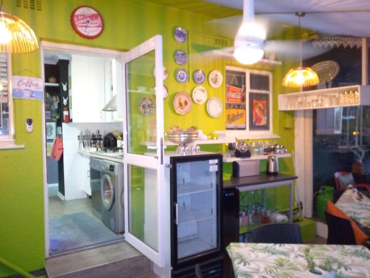 Mitchell'S Guesthouse パロー エクステリア 写真