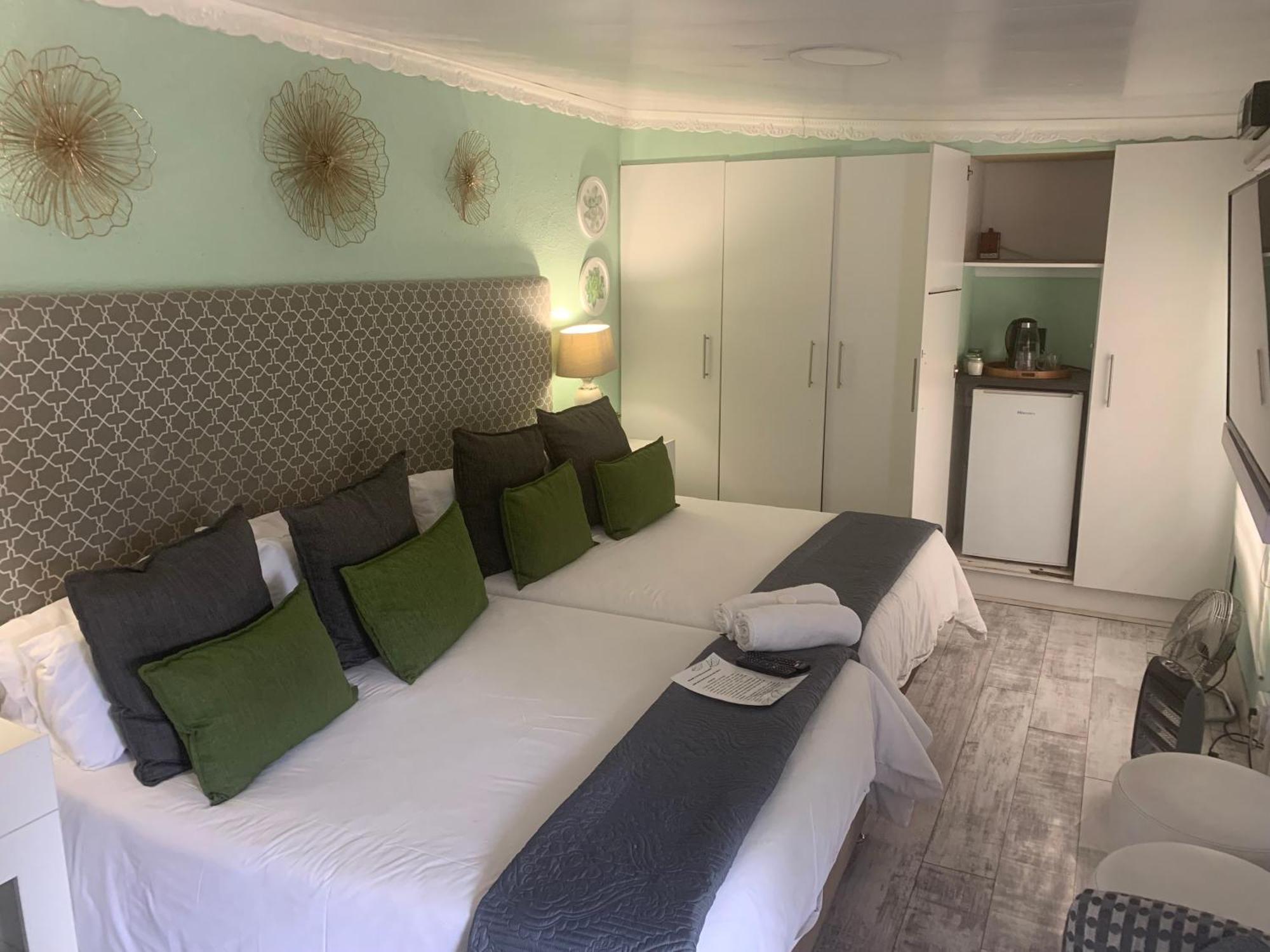 Mitchell'S Guesthouse パロー エクステリア 写真